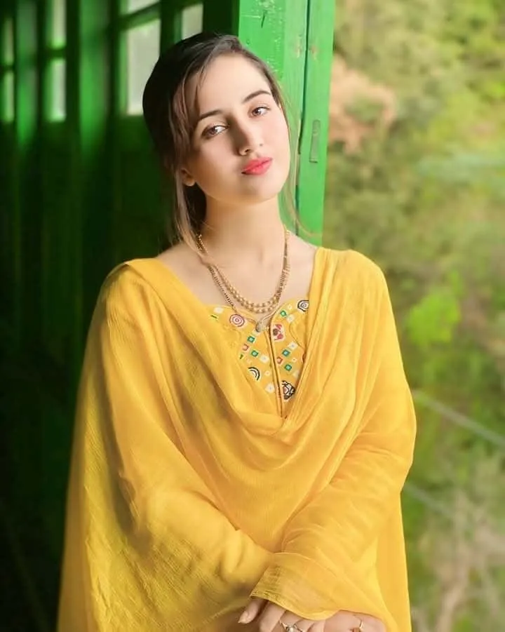 alone-girl-whatsapp-dp2 Alone Girl Whatsapp Dp