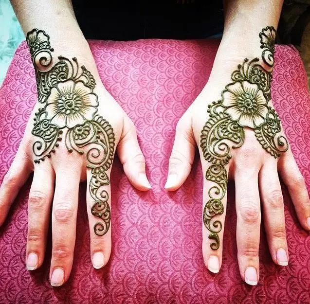 arabic-mehndi-design-easy-and-beautiful-4 Arabic Mehndi Design Easy And Beautiful