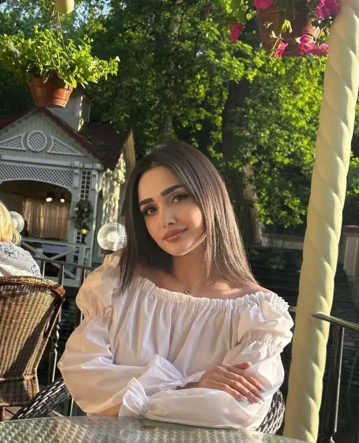 beautiful-girl-dp-for-instagram-3 Beautiful Girl Dp For Instagram