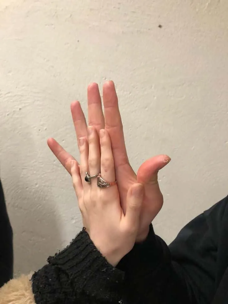 couple-hand-photo11 Couple Hand Photo