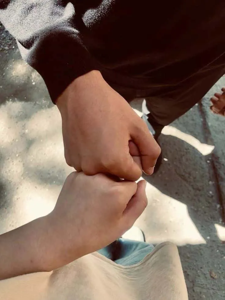 couple-hand-photo17 Couple Hand Photo