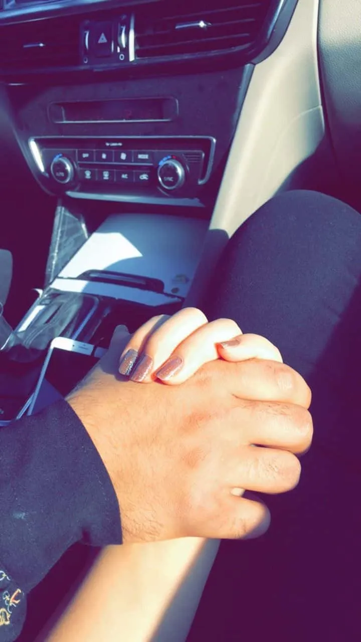 couple-hand-photo18 Couple Hand Photo
