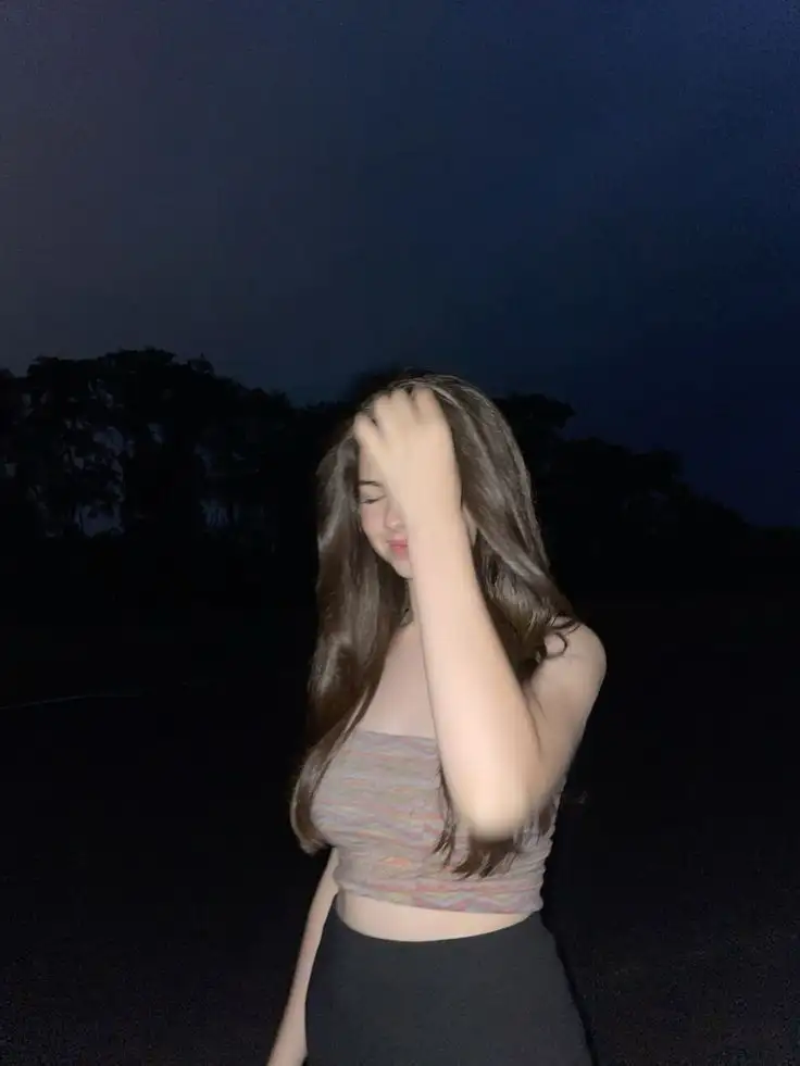 instagram-dp-for-girls-hidden-face-7 Instagram Dp For Girls Hidden Face