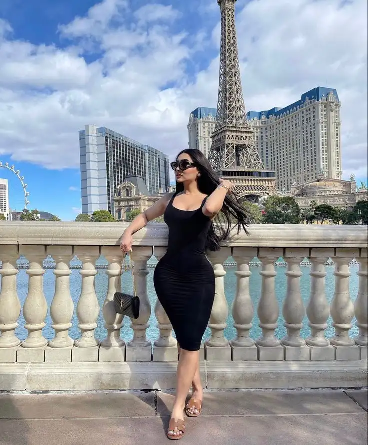 modern-stylish-whatsapp-dp-for-girls-2 Modern Stylish Whatsapp Dp For Girls